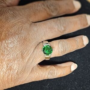 Green Silver-tone Solitaire with Crystal Accents Ring, Size 8